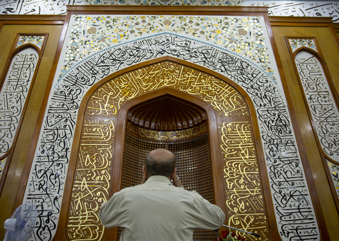 Verses from the Quran written in Thuluth script, a style of Islamic calligraphy, a style of Arabic calligraphy, decorate the Musawi Grand Mosque in Iraq's southern city of Basra, Dec. 21, 2021. (Photo: Hussein Faleh/AFP)